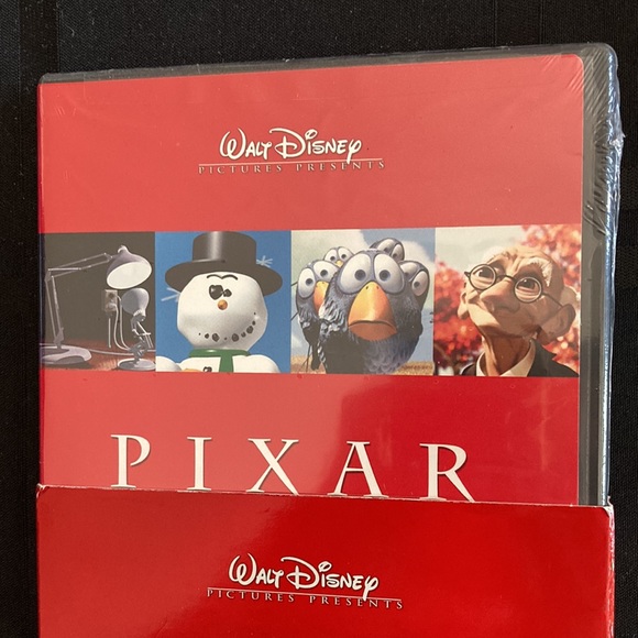 ⚜️Disney Pixar Short Films Collection Volume 1! NWT! - Picture 5 of 5